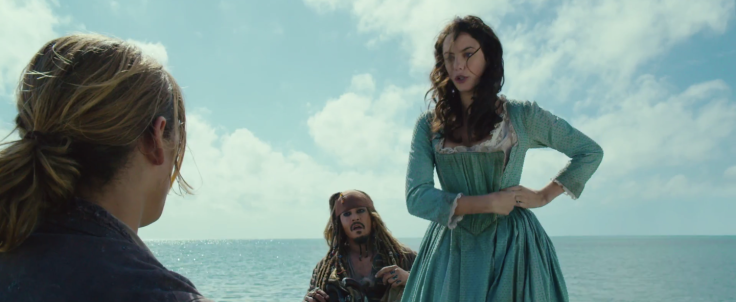 pirates-of-the-caribbean-dead-men-tell-no-tales-movie-kaya-scodelario-depp-johnny.png
